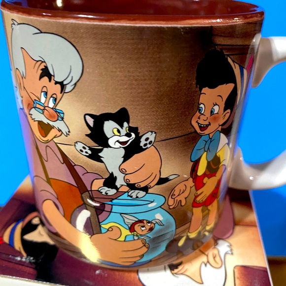 WALT DISNEY’S CLASSIC PINOCCHIO VTG 90’s NWT DISNEY STORE EXCLUSIVE CERAMIC MUG - Picture 5 of 15